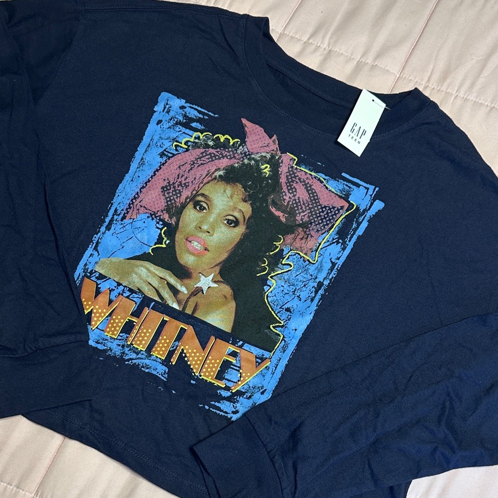 GAP Whitney Graphic Long Sleeve Tee in Navy